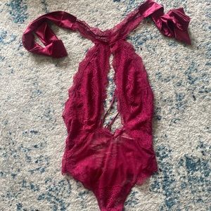 Victoria’s Secret Lingerie NWT (matching robe also listed)
